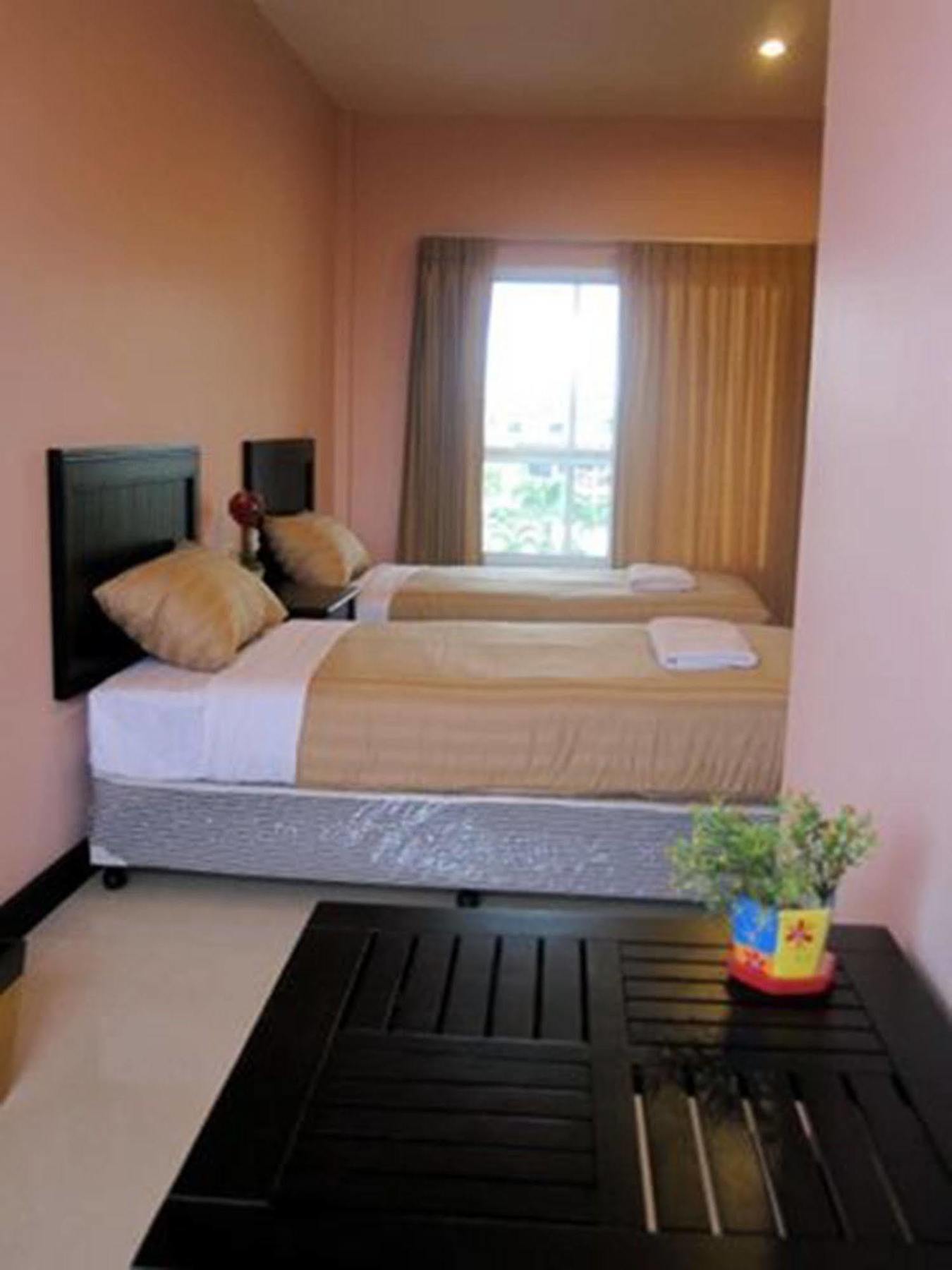 The Victory Hotel Ban Muang Daeng Экстерьер фото